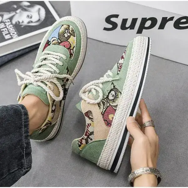 Mens Color-Matching Canvas Sneakers | UV-Resistant Low-Top Casual Shoes in Beige, Black, Green